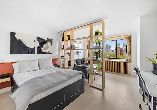 Photo 1 of Condo for sale at 185 Hall St #1109, Brooklyn, NY 11205 | MLS# RLS20091362 | Listing updated on 2026-08-30