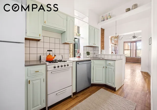 Listing Photo 5 - Condo for sale in building located at 798 President St, New York City, NY 11215 - Unit #4R