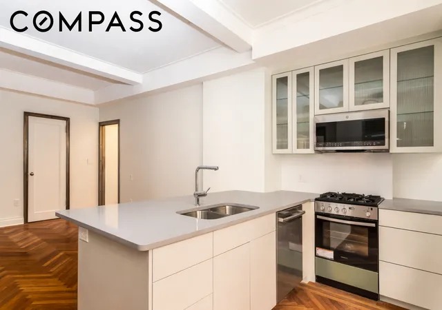 Photo 4 of Sale Pending at 440 W End Ave #15F, New York, NY 10024 | MLS# RLS20088928 | Listing updated on 2026-09-19