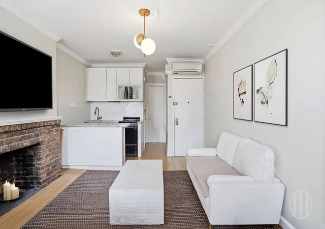 Photo 3 of Townhouse for sale at 354 W 12th Street #4D, New York, NY 10014 | MLS# RLS20092505 | Listing updated on 2026-10-04