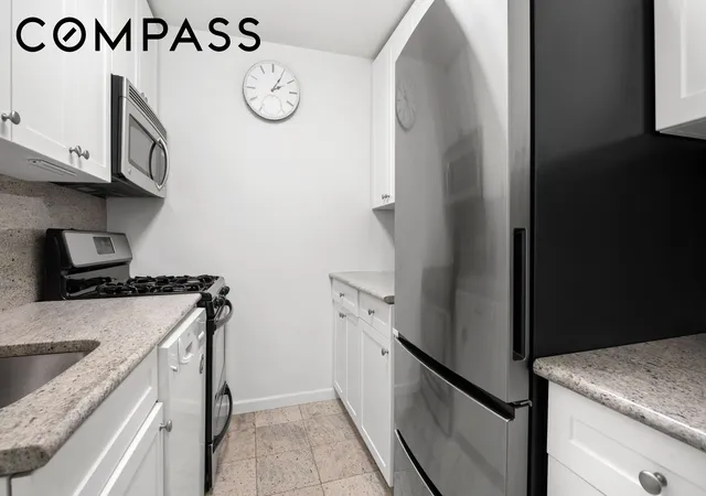 Photo 3 of House for sale at 165 W End Ave #5A, New York, NY 10023 | MLS# RLS20092814 | Listing updated on 2026-10-01