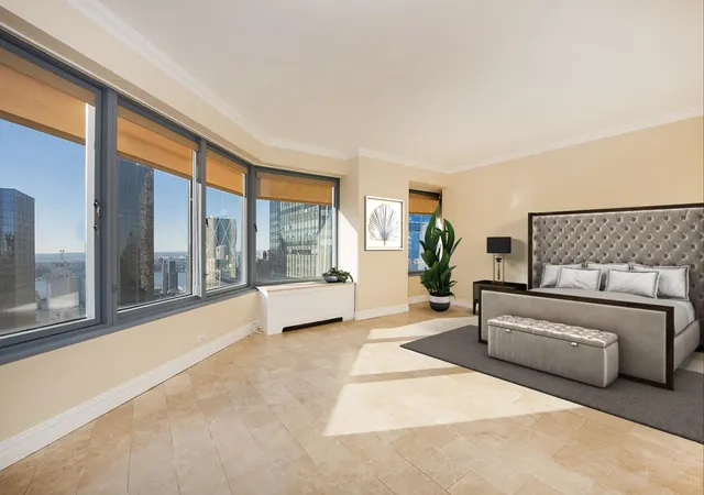 Listing Photo 4 - Condo for sale in building located at 150 W 56Th St, New York, NY 10019 - Unit #4508