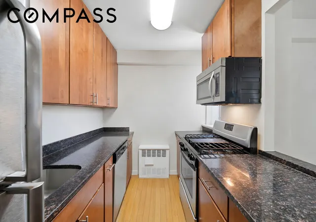 Photo 2 of House for sale at 240 Cozine Ave #5D, New York City, NY 11207 | MLS# RLS20092137 | Listing updated on 2026-10-07