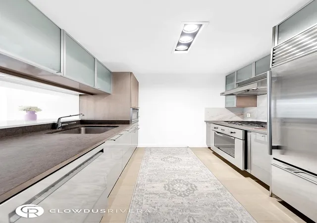 Photo 3 of Condo for sale at 200 Chambers St #2-K, New York City, NY 10007 | MLS# RLS20094086 | Listing updated on 2026-09-23