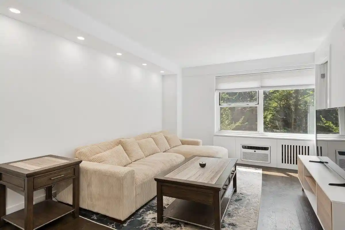 Listing Photo 2 - Condo for sale in 440 E 79Th St located at 440 E 79Th St, New York, NY 10075 - Unit #3-M