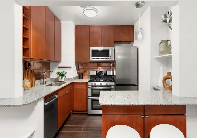 Photo 2 of Sale Pending at 301 E 48th Street #2M, New York City, NY 10017 | MLS# RLS20094501 | Listing updated on 2026-09-06