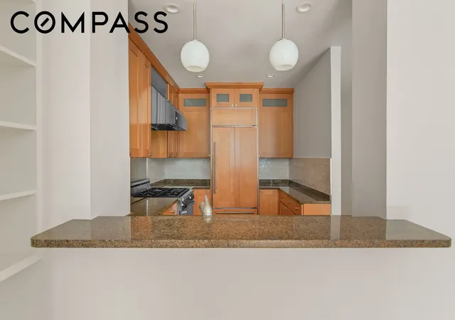 Listing Photo 5 - Condo for sale in building located at 8 W 65Th St, New York, NY 10023 - Unit #4B