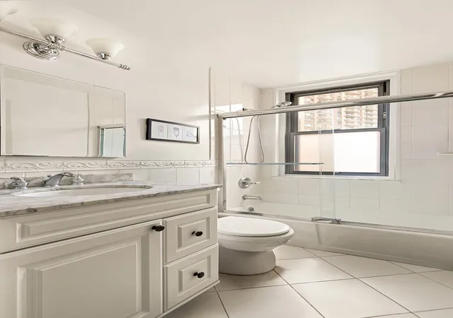 Photo 4 of House for sale at 2025 Broadway #8E, New York, NY 10023 | MLS# RLS20094790 | Listing updated on 2026-09-16