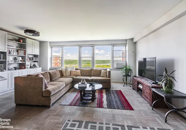 Sale Pending at 4525 Henry Hudson Pkwy W #B1003, New York City, NY 10471 | MLS# RLS20095275 | Listing updated on 2026-09-01
