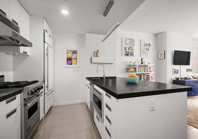 Condo for sale at 261 W 28th Street #5D, New York, NY 10001 | MLS# RLS20095408