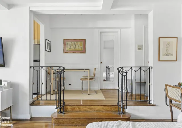 Photo 3 of House for sale at 200 W 20th Street #1007, New York City, NY 10011 | MLS# RLS20095522 | Listing updated on 2026-08-30