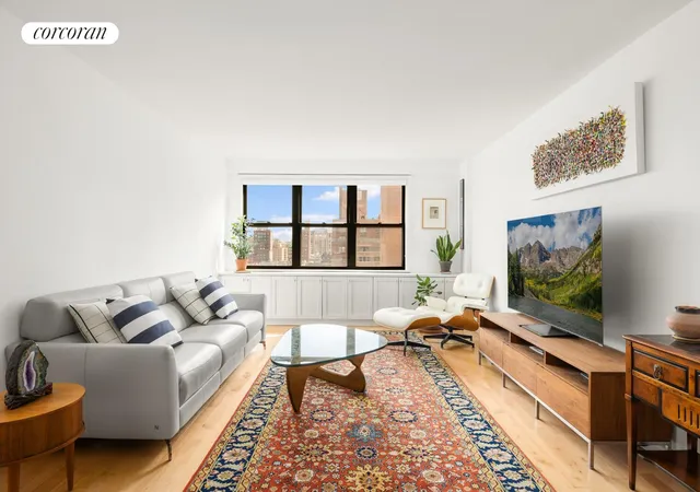 Photo 2 of Sale Pending at 201 E 28th Street #18B, New York City, NY 10016 | MLS# RLS20095771 | Listing updated on 2026-09-02
