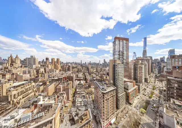 Photo 1 of Sale Pending at 2025 Broadway #21F, New York City, NY 10023 | MLS# RLS20096051 | Listing updated on 2026-09-15