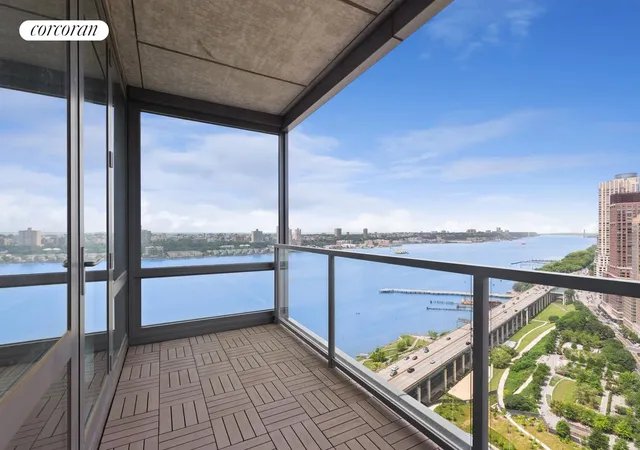 Photo 2 of Sale Pending at 60 Riverside Blvd #3101, New York City, NY 10069 | MLS# RLS20097468 | Listing updated on 2026-09-10