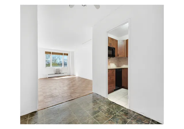 Photo 1 of Condo for sale at 5700 Arlington Ave #5N, New York City, NY 10471 | MLS# RLS20097573 | Listing updated on 2026-09-16