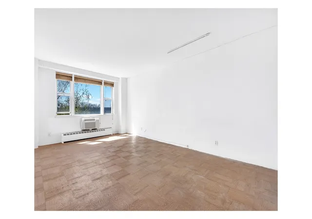 Photo 3 of Condo for sale at 5700 Arlington Ave #5N, New York City, NY 10471 | MLS# RLS20097573 | Listing updated on 2026-09-16