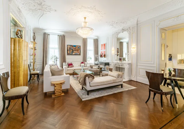 Photo 3 of House for sale at 2211 Broadway #5A, New York, NY 10024 | MLS# RLS20097740 | Listing updated on 2026-09-22