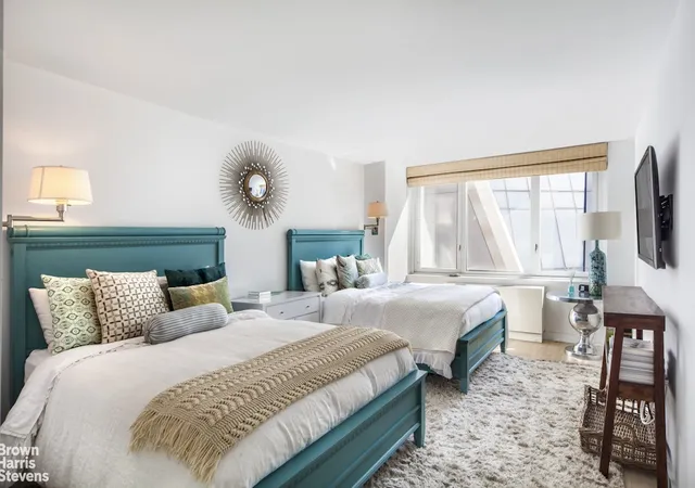 Photo 4 of House for sale at 322 W 57th Street #22S, New York, NY 10019 | MLS# RLS20097854 | Listing updated on 2026-09-15