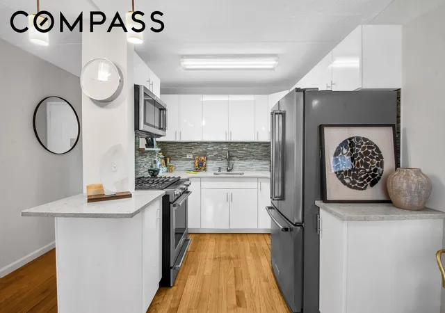 Photo 3 of Sale Pending at 220 Manhattan Ave #7P, New York City, NY 10025 | MLS# RLS20098027 | Listing updated on 2026-09-03