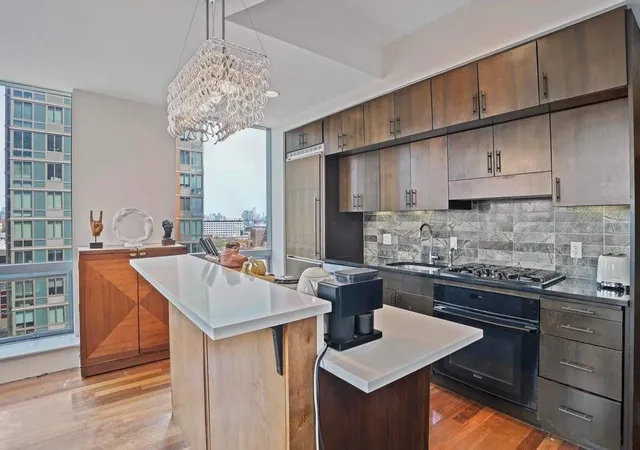 Photo 2 of Sale Pending at 150 Myrtle Ave #1003, New York City, NY 11201 | MLS# RLS20098076 | Listing updated on 2026-10-03