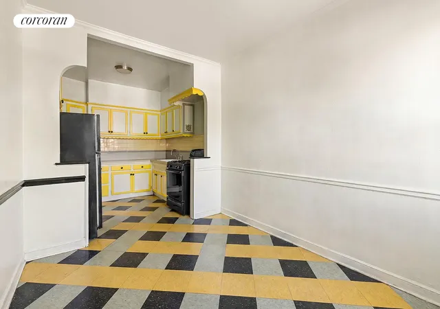 Photo 3 of Sale Pending at 119 Pembroke St, New York City, NY 11235 | MLS# RLS20098112 | Listing updated on 2026-09-15