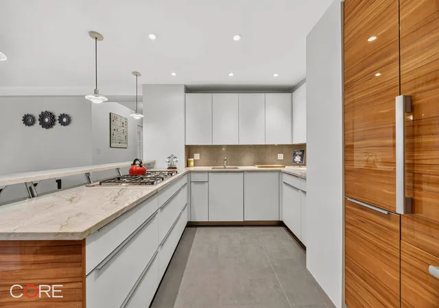 Photo 2 of Sale Pending at 425 E 63rd Street #W12EF, New York City, NY 10065 | MLS# RLS20098160 | Listing updated on 2026-09-14