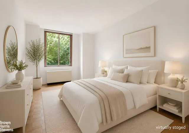 Photo 3 of Sale Pending at 101 W 79th Street #4F, New York, NY 10024 | MLS# RLS20098194 | Listing updated on 2026-10-01