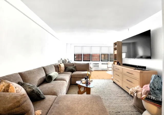 Photo 1 of Condo for sale at 241 E 76th Street #2B, New York City, NY 10021 | MLS# RLS20098528 | Listing updated on 2026-08-30