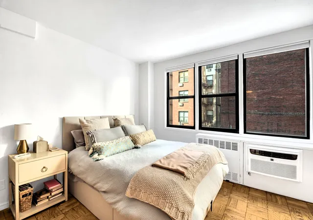 Photo 2 of Condo for sale at 241 E 76th Street #2B, New York City, NY 10021 | MLS# RLS20098528 | Listing updated on 2026-08-30