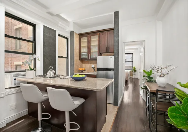 Photo 3 of Condo for sale at 116 W 72nd Street #10D, New York, NY 10023 | MLS# RLS20098992 | Listing updated on 2026-08-30