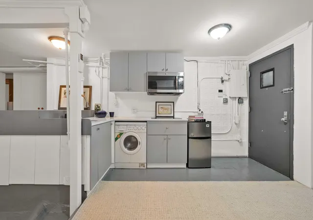 Listing Photo 3 - Condo for sale in building located at 21 Bleecker St, New York City, NY 10012 - Unit #GW