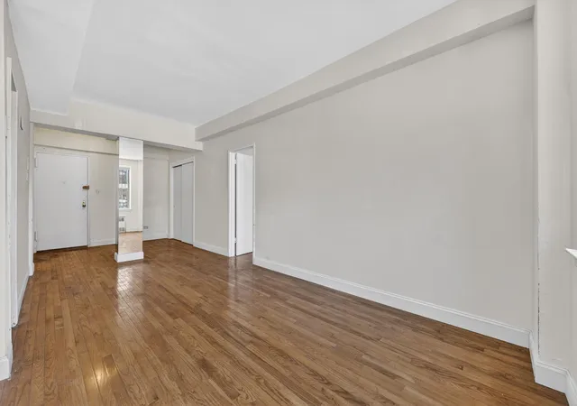 Photo 3 of Condo for sale at 2680 E 19th Street #LE, New York City, NY 11235 | MLS# RLS20099158 | Listing updated on 2026-10-05
