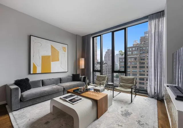 Photo 4 of House for sale at 570 Broome St #12B, New York, NY 10013 | MLS# RLS20099237 | Listing updated on 2026-10-06