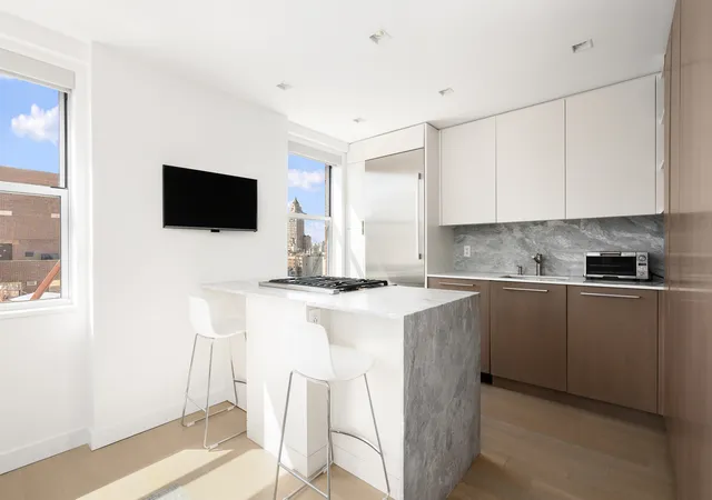 Photo 2 of House for sale at 165 E 72nd Street #20A, New York, NY 10021 | MLS# RLS20099357 | Listing updated on 2026-09-28