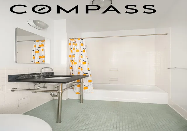 Listing Photo 5 - Condo for sale in building located at 70 Washington St, New York, NY 11201 - Unit #7L
