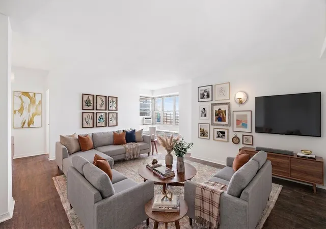Listing Photo 5 - Condo for sale in building located at 575 Grand St, New York City, NY 10002 - Unit #E1505