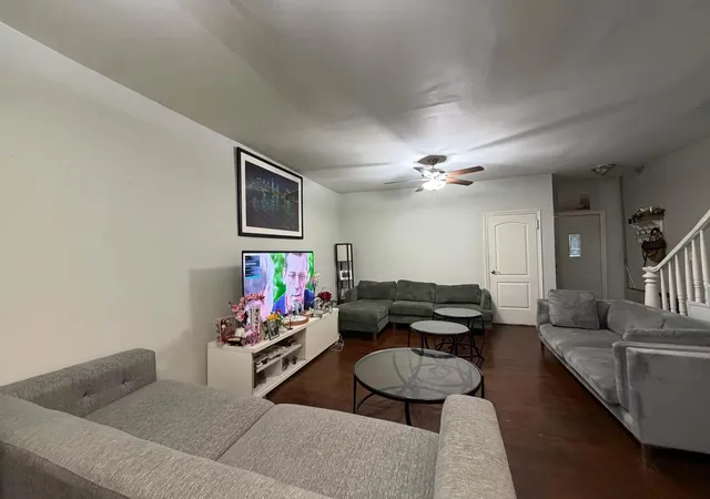 Photo 2 of Single family home for sale at 192a Buffalo Ave, New York City, NY 11213 | MLS# RLS20101976 | Listing updated on 2026-10-03