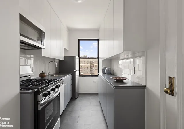 Photo 3 of Sale Pending at 878 W End Ave #11D, New York City, NY 10025 | MLS# RLS20102384 | Listing updated on 2026-09-11