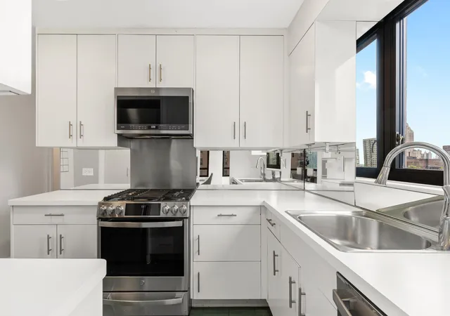 Photo 3 of House for sale at 190 E 72nd Street #19B, New York City, NY 10021 | MLS# RLS20102643 | Listing updated on 2026-10-07