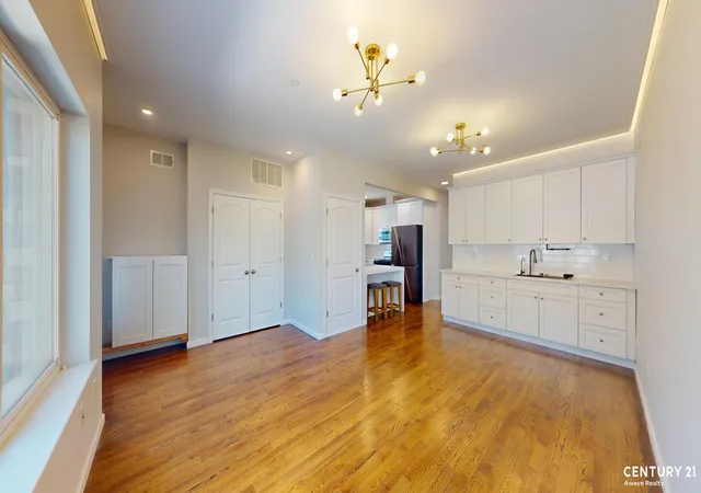 Photo 3 of Multi family home for sale at 109 Gower St, New York City, NY 10314 | MLS# RLS20102821 | Listing updated on 2026-10-05