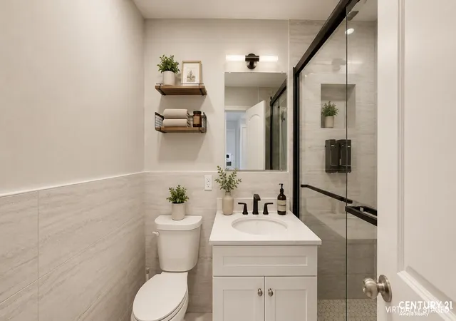Photo 4 of Multi family home for sale at 109 Gower St, New York City, NY 10314 | MLS# RLS20102821 | Listing updated on 2026-10-05