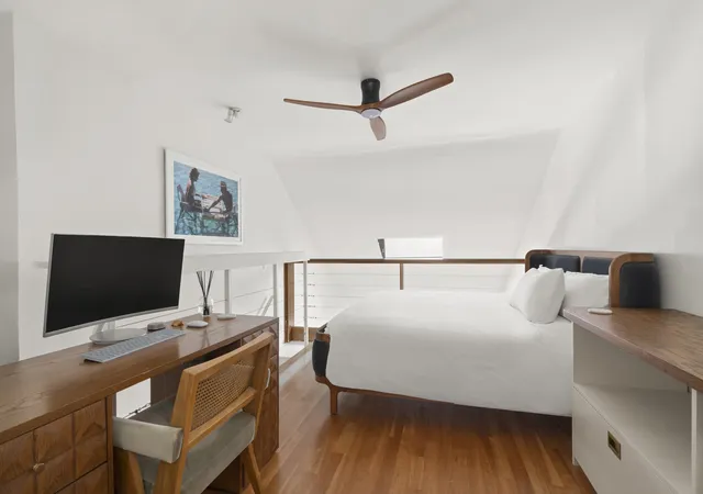 Photo 4 of Sale Pending at 211 Thompson St #PHH, New York City, NY 10012 | MLS# RLS20103392 | Listing updated on 2026-08-31