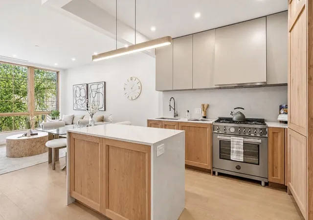 Photo 2 of Sale Pending at 176 Frost St #3-B, New York City, NY 11211 | MLS# RLS20103451 | Listing updated on 2026-10-05