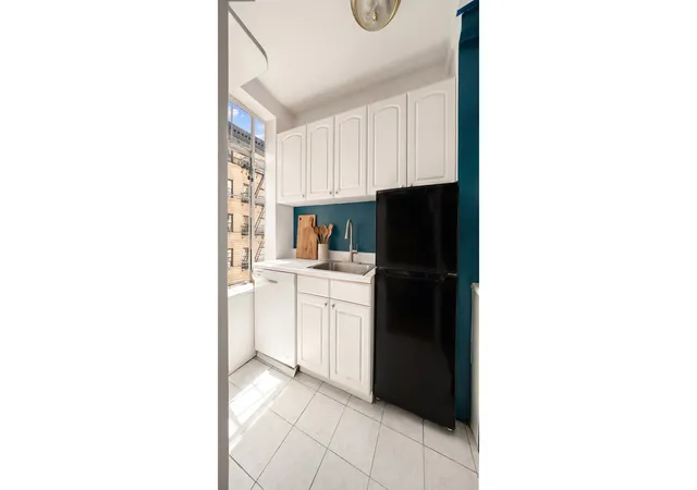 Photo 3 of Condo for sale at 333 W 56th Street #6J, New York, NY 10019 | MLS# RLS20103751 | Listing updated on 2026-09-20