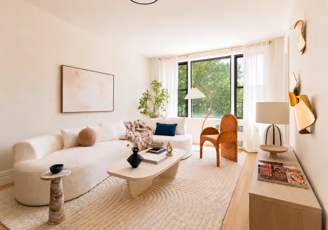 Photo 2 of Sale Pending at 415 Beverley Rd #3C, Brooklyn, NY 11218 | MLS# RLS20104054 | Listing updated on 2026-09-02