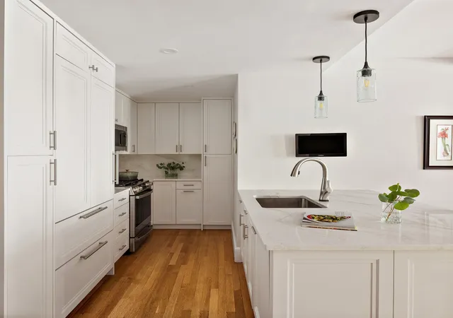 Photo 2 of House for sale at 27 W 72nd Street #205, New York City, NY 10023 | MLS# RLS20104818 | Listing updated on 2026-10-07