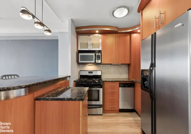 Photo 2 of House for sale at 330 3rd Avenue #15H, New York City, NY 10010 | MLS# RLS20105190 | Listing updated on 2026-08-30