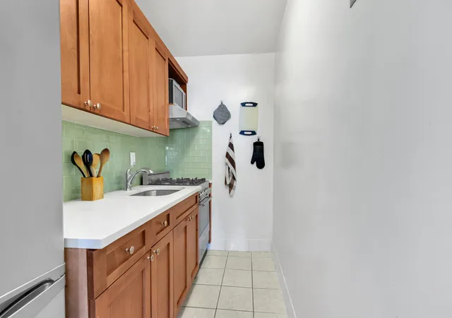 Photo 3 of Condo for sale at 340 Haven Ave #3R, New York City, NY 10033 | MLS# RLS20105376 | Listing updated on 2026-08-30