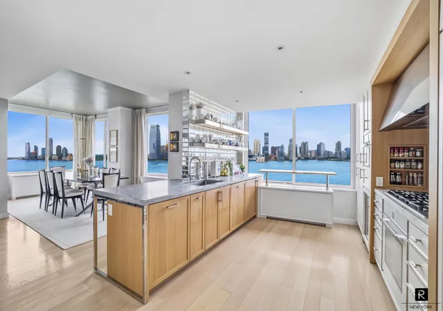 Photo 4 of House for sale at 212 Warren St #17-C, New York City, NY 10282 | MLS# RLS20105580 | Listing updated on 2026-09-25
