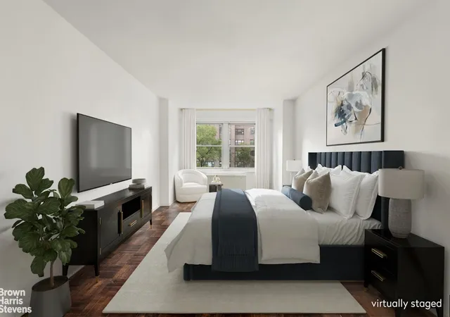 Photo 3 of Condo for sale at 75 E End Ave #7G, New York City, NY 10028 | MLS# RLS20106225 | Listing updated on 2026-09-14